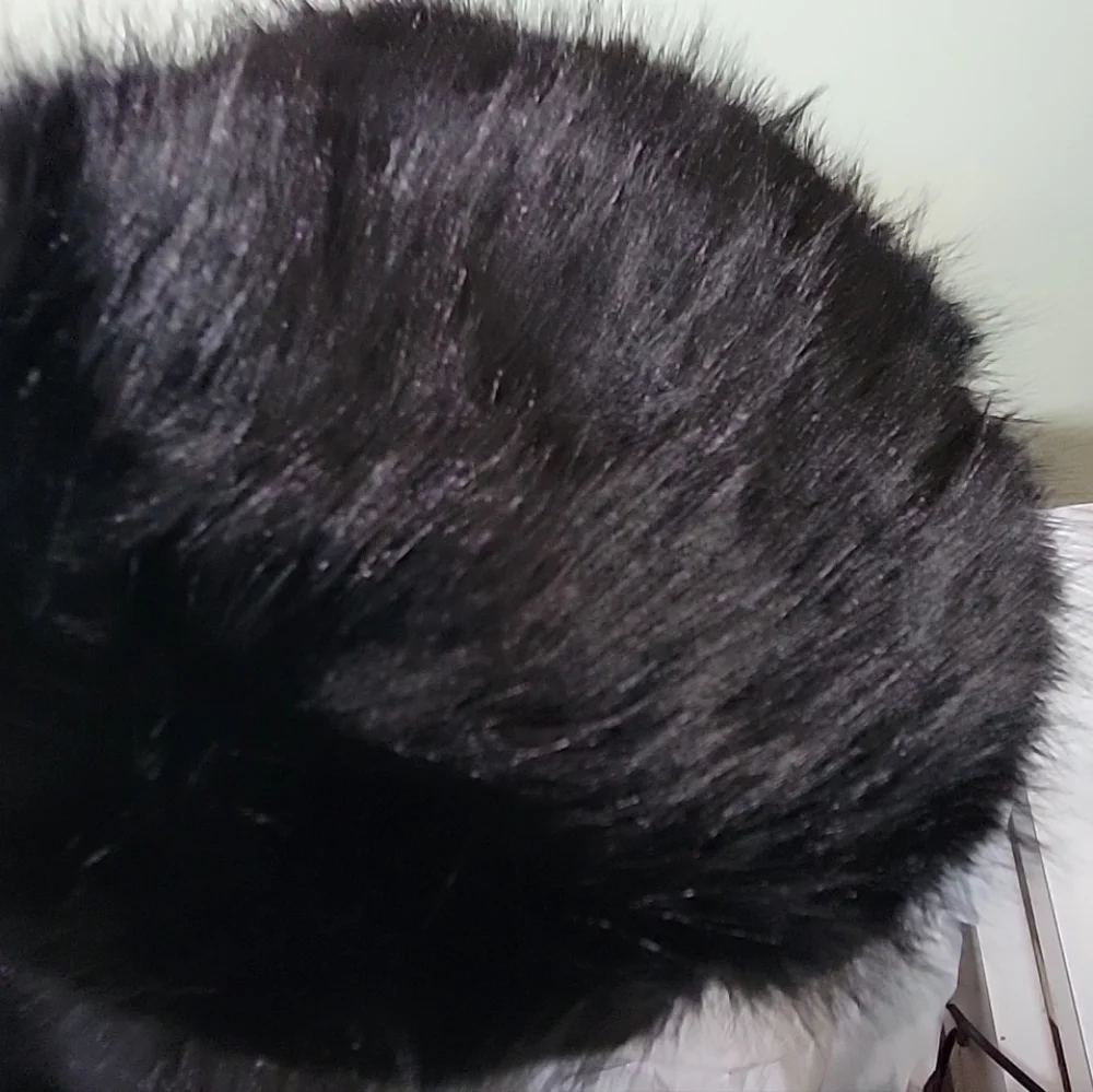 Flash Sale Elegant Russian Black faux mink Fur Hat 💕 warm!! - Picture 2 of 7
